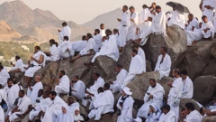 Muslimanski hodočasnici okupljeni na brdu Arafat