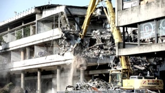 Rušenje stare zgrade Zagrebačke banke u Paromlinskoj , Foto: Patrik Macek/PIXSELL