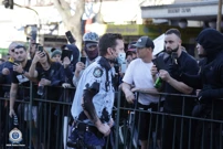 Policijski službenik zaliven crnom tintom nakon sukoba s prosvjednicima u Sydneyju, Foto: NSW Police Force/Reuters