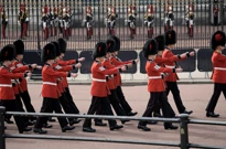 Uoči svečane procesije britanske kraljice od Buckinghamske palače do Westminstera, Foto: Vadim Ghirda/REUTERS