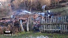Zgarište na mjestu izgorjele drvene kuće