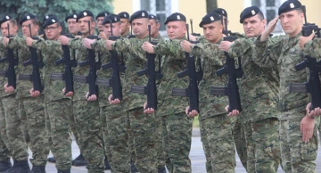 Hrvatski vojnici u formaciji na obilježavanju Dana Hrvatske vojske