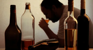 Ministri se optužuju za uživanje u opijatima
