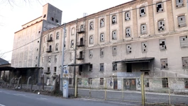 Zapuštena zgrada Paromlina