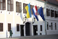 Ukrajinska zastava na zgradi Vlade, Foto: Patrik Macek/Pixsell