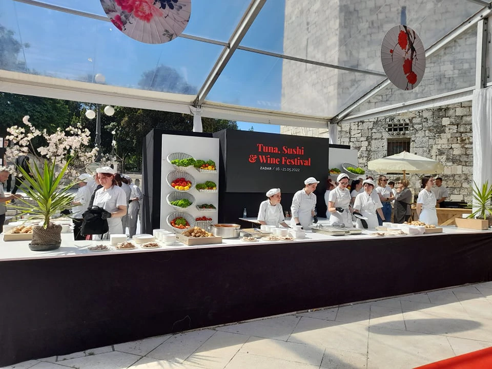 Tuna, sushi & wine festival na Trgu Petra Zoranića