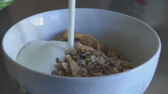 Proizvodnja zdravog doručka - domaće granole