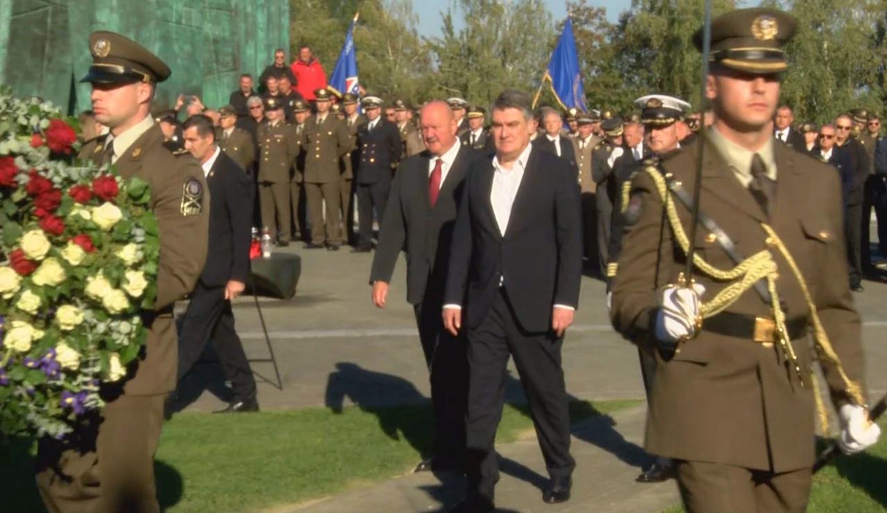 Predsjednik Republike Zoran Milanović položio vijenac na grobu general-bojnika Blage Zadre