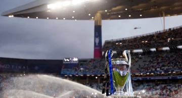 Trofej Lige prvaka na stadionu Ataturk uoči finala