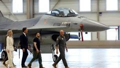 Volodimir Zelenski u obilasku aviona F-16