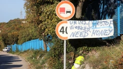 Radnici trebaju novac, kaže transparent rumunjskih radnika u Urinju