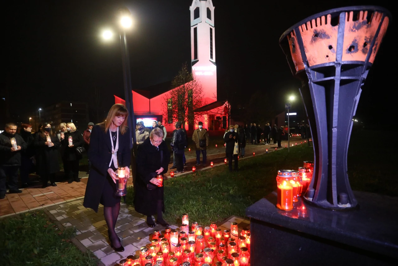 Karlovac u čast Dana sjećanja na žrtvu Vukovara i Škabrnje