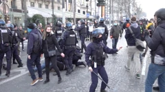 Pariz pod policijskim nadzorom