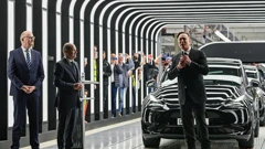 Elon Musk na otvorenju nove Tesline megatvornice u njemačkom Gruenheideu