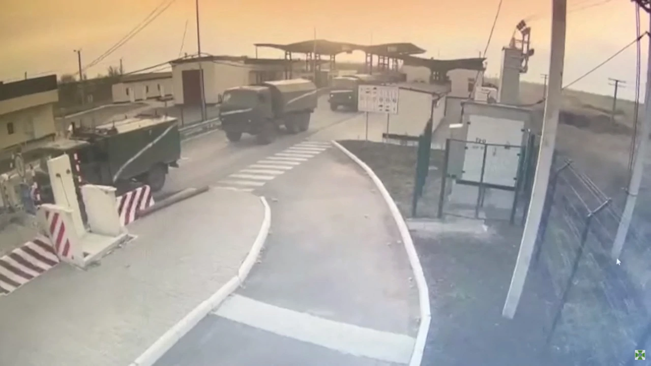 Ulazak vojnih vozila iz Krima