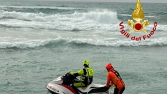 Spasioci patroliraju nakon vijesti o brodolomu kod istočne obale Crotonea