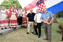 Hrvatski folkloraši, članovi Colonie, Foto: ustupljena fotografija/.