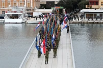 Zadar: Održan mimohod pripadnika OSRH i MUP-a s ratnim zastavama, Foto: Sime Zelic /Pixsell