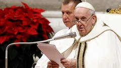 Papa Franjo predvodio božićnu liturgiju u bazilici Svetog Petra