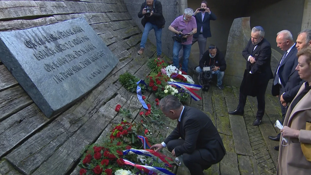Milorad Pupovac odao počast žrtvama u Jasenovcu, Foto: HRT/HTV