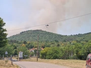 Helikopteri gase požar u selu Lipa u Sloveniji, Foto: Sasa Miljevic /Pixsell