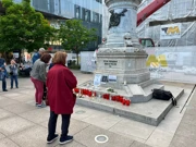 Zagreb: Paljenje svijeća u spomen ubijenima u beogradskoj školi, Foto: Matko M. Švarc/Odjel web i multimedija