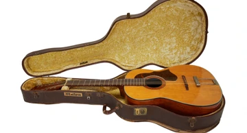 'Izgubljena' Lennonova akustična gitara iz 60-ih