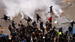 Kaos u Francuskoj na prosvjedima protiv mirovinske reforme