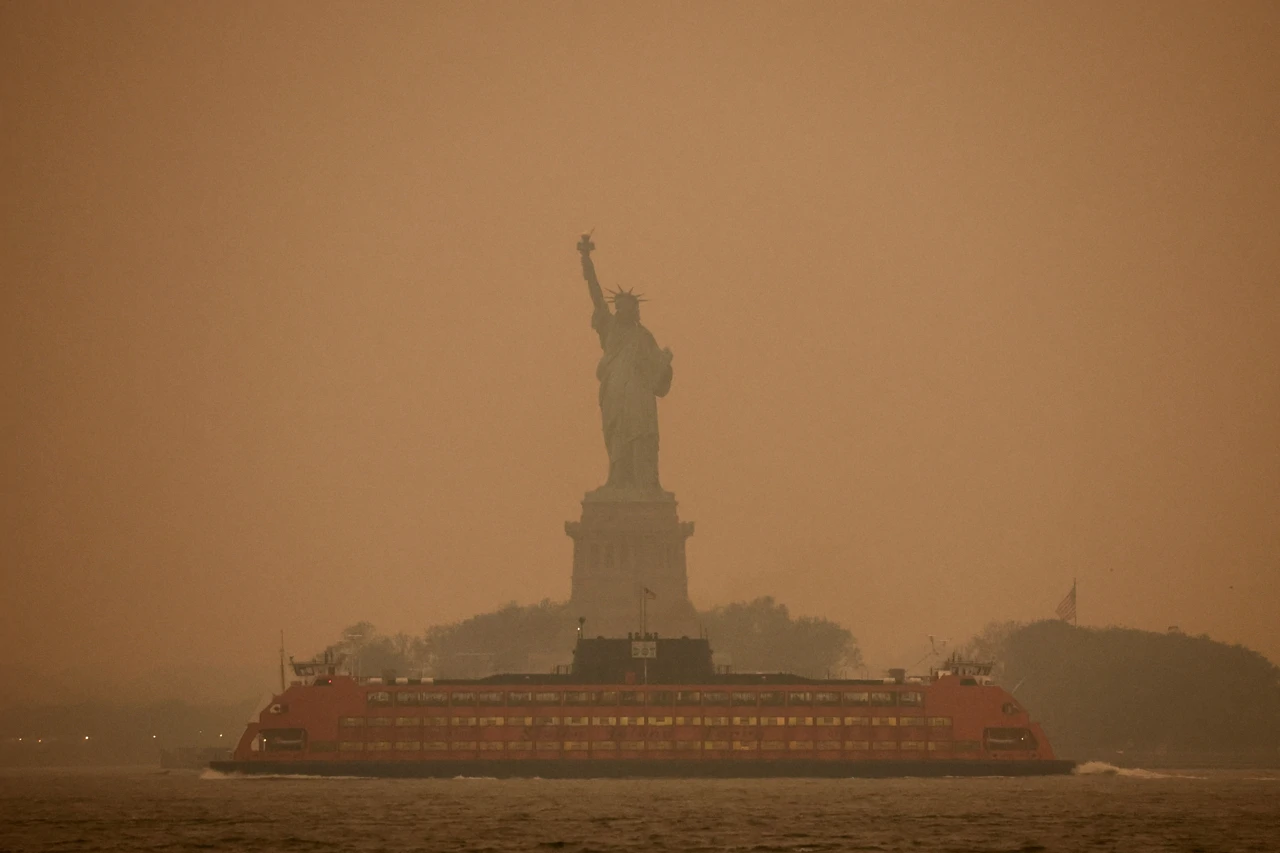 Narančasta izmaglica u New Yorku zbog dima od požara iz Kanade 