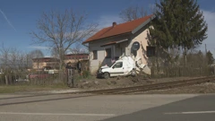 Putnički vlak u Čakovcu naletio na teretno vozilo