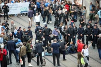 Protuprosvjednice blokirale Hod za život, Foto: Matija Habljak /PIXSELL