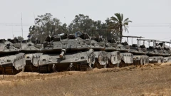 Izraelski tenkovi parkirani blizu južne granice Izraela i Gaze