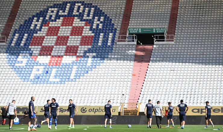 Zagrijavanje igrača prije utakmice Hajduk - Osijek 