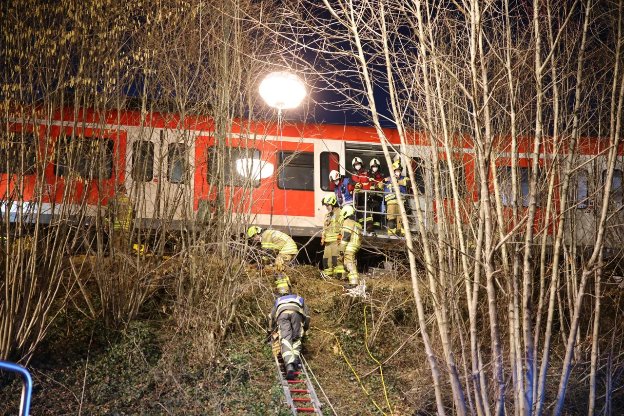 Sudar vlakova u Njemačkoj, Foto: Matthias Balk/DPA