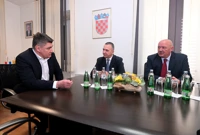 Zoran Milanović održao sastanak s predstavnicima Općine Sukošan, Foto: Dino Stanin /Pixsell