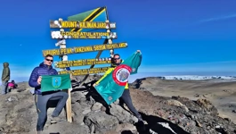 Delnički planinari Josip Merle i Marino Kezele na planinskom krovu Afrike, Kilimandžaru 