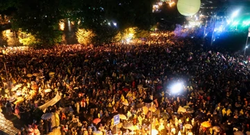 Oko 50.000 ljudi prosvjedovalo u Tbilisiju protiv zakona o stranim agentima