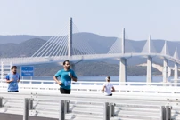 Stotine trkača sudjelovalo na utrci Pelješki most, Foto: Miroslav Lelas /Pixsell
