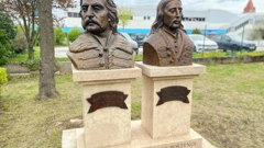 Spomenik dvojici povijesnih velikana 