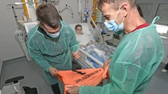 Dominik Livaković posjetio dječaka s transplantiranim plućima	