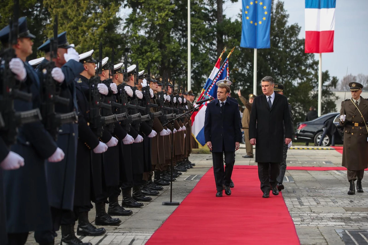 Svečani doček predsjednika Francuske Republike Emmanuela Macrona u Uredu Predsjednika Republike