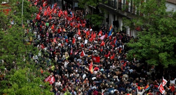 Madrid: Ljudi se okupljaju ispred sjedišta Španjolske socijalističke stranke