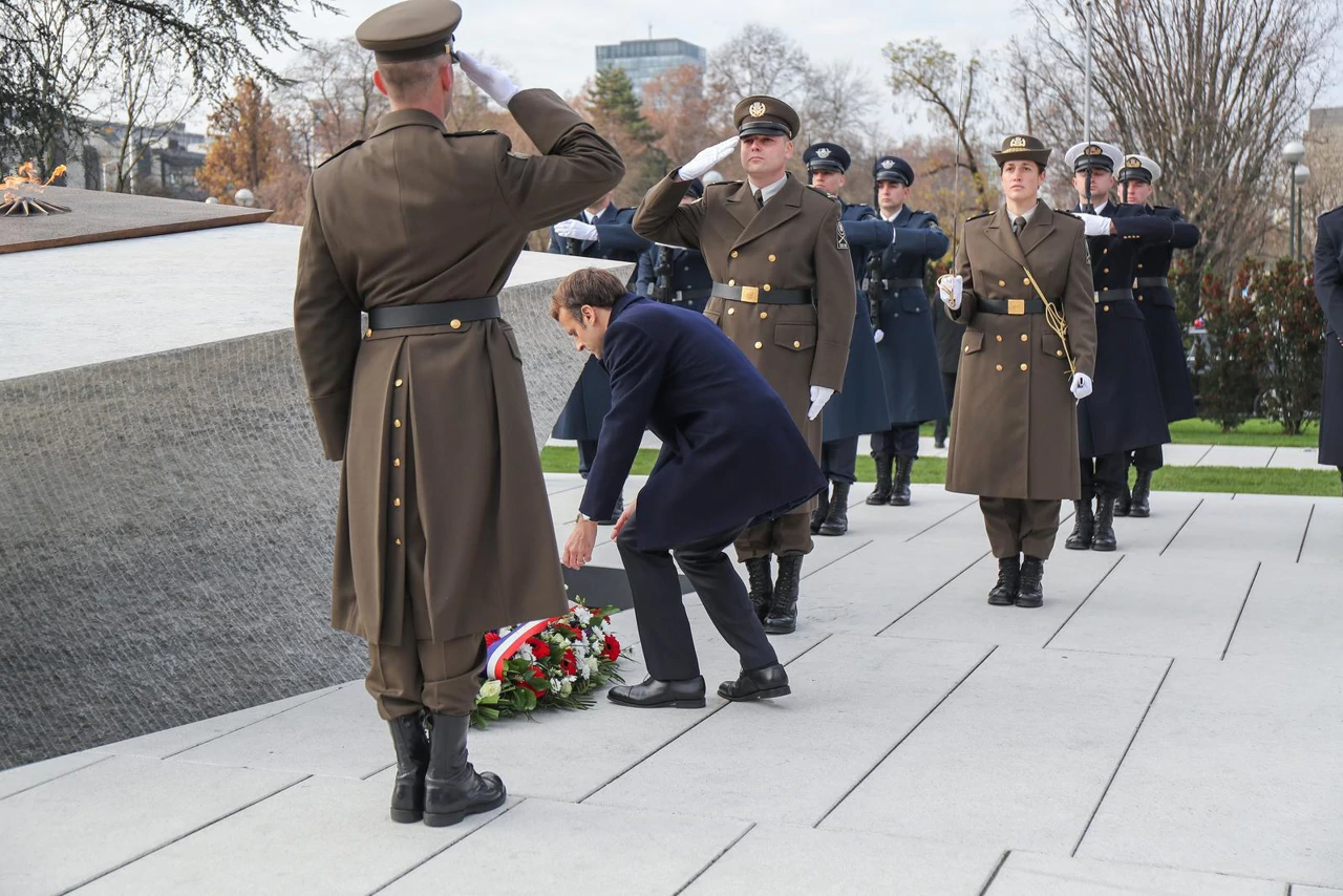 Macron i Plenković kod Spomenika domovini položili vijenac za žrtve stradale u Domovinskom ratu  , Foto:  Luka Stanzl/PIXSELL